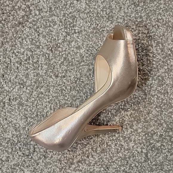 Womens Jessica Simpson "Josette" Leather Mettalic Gold Peep Toe High Heel Size 8 - Picture 11 of 13
